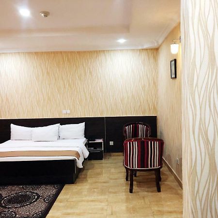 Fawzy Hotel Ibadan Exteriér fotografie