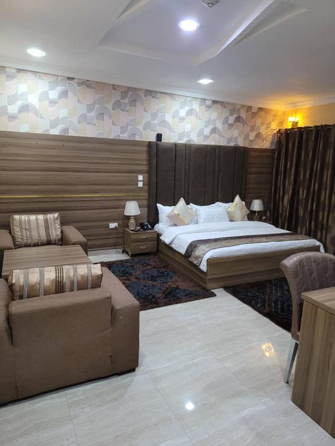 Fawzy Hotel Ibadan Exteriér fotografie