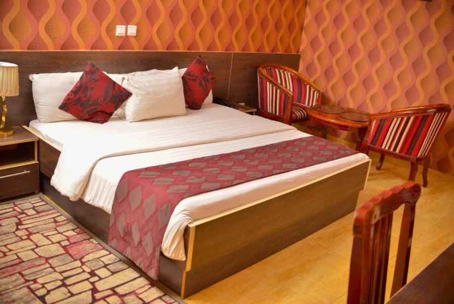 Fawzy Hotel Ibadan Exteriér fotografie