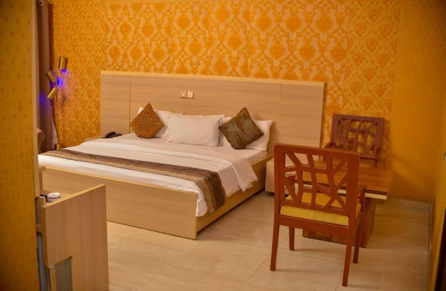 Fawzy Hotel Ibadan Exteriér fotografie