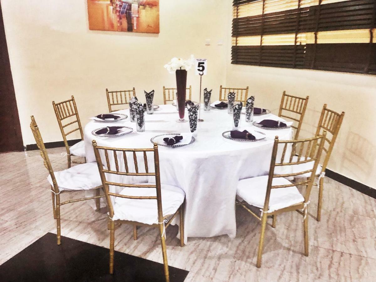 Fawzy Hotel Ibadan Exteriér fotografie